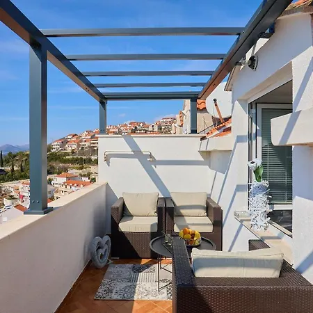Studio Elezovic Gostinjska kuća 2*